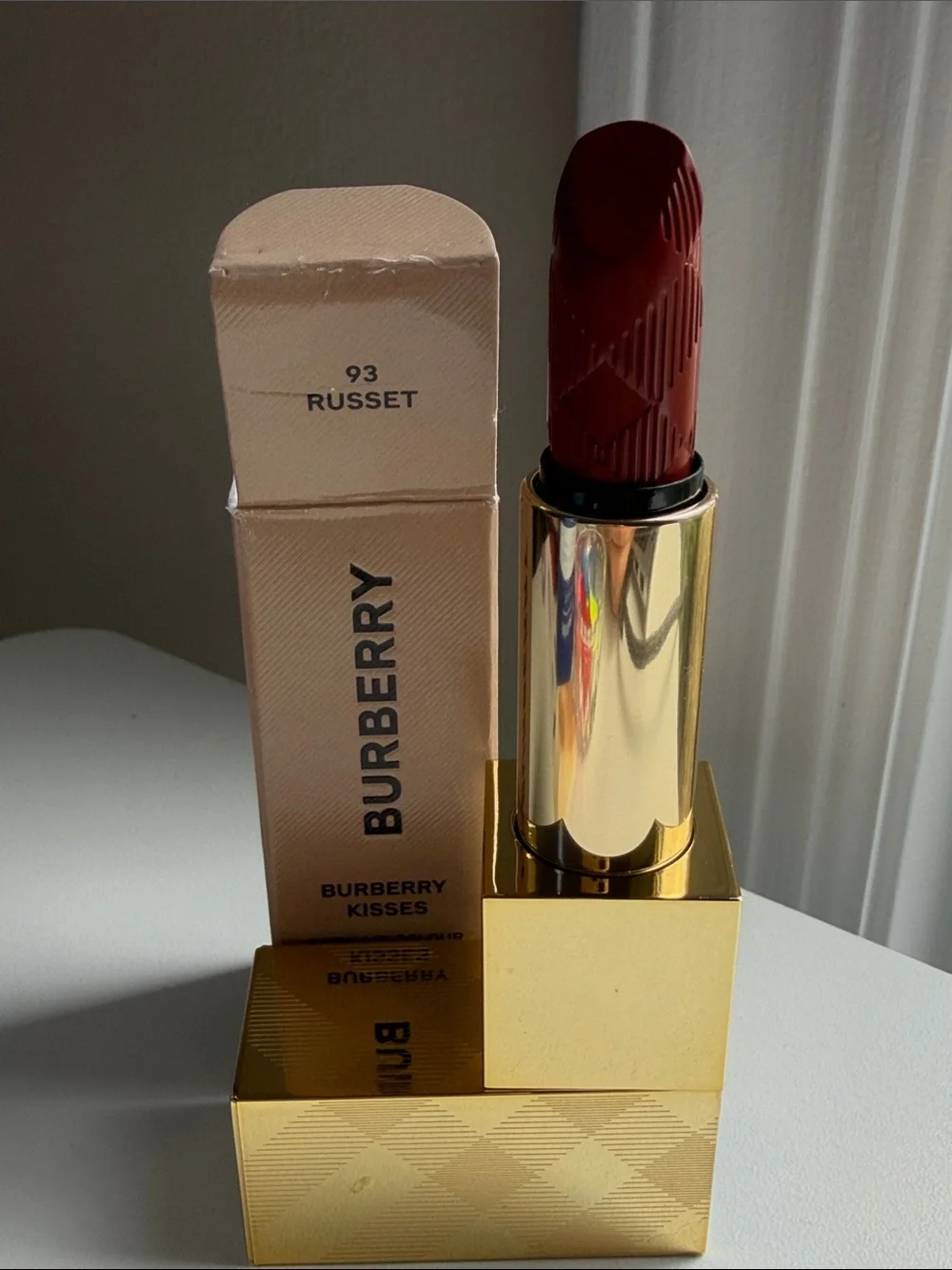 Burberry Kisses Lipstick 93 Russet - Deep Brick Red with Gold Case